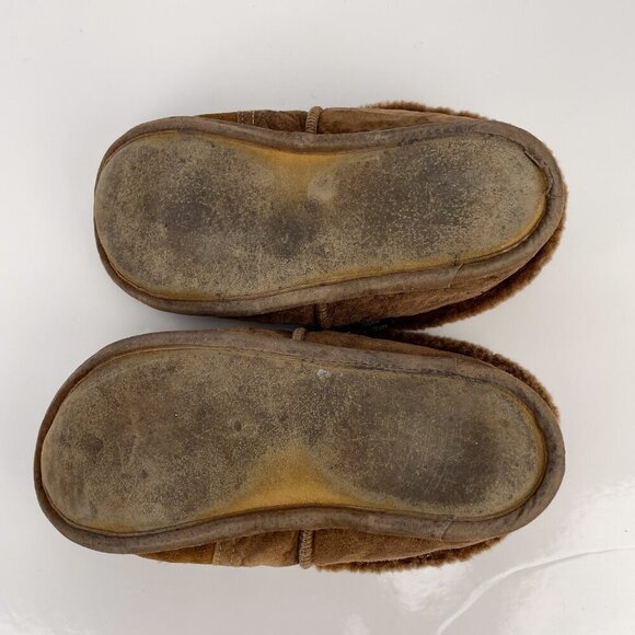GRAVEL FOURRURES Made in Canada Brown Suede Slippers With Sheepskin Lining 7 - Picture 13 of 13